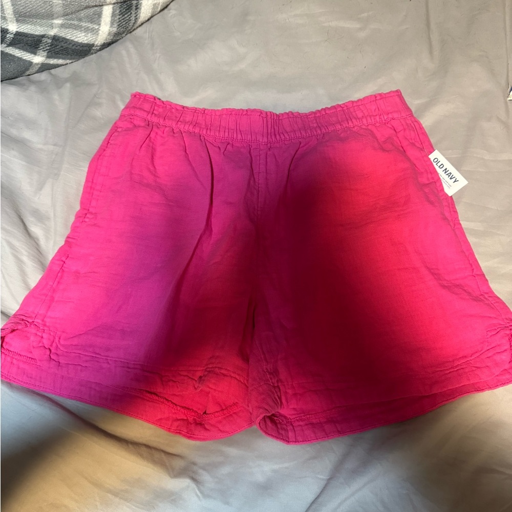 Old Navy Fuchsia Women's Shorts